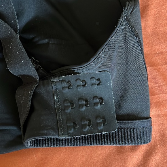 Lululemon Energy Bra High Support, Black, 36D - Picture 5 of 5